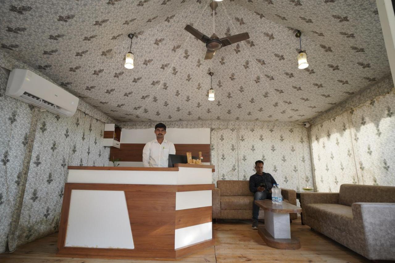 Amar Bagh Resort Pushkar Exteriör bild