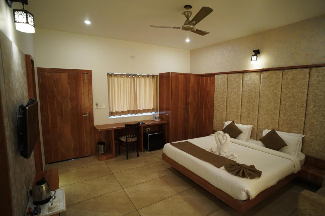 Amar Bagh Resort Pushkar Exteriör bild
