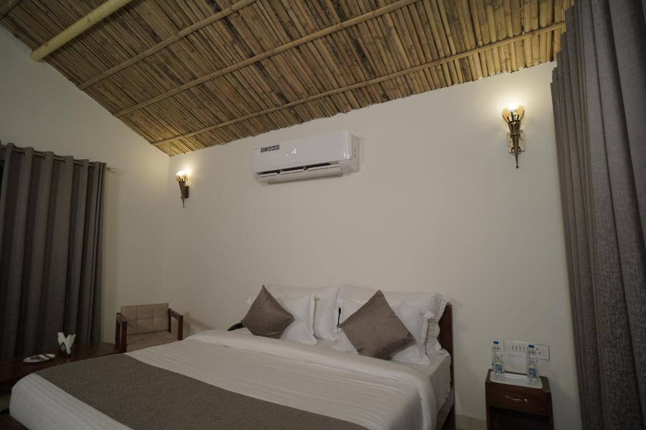 Amar Bagh Resort Pushkar Exteriör bild