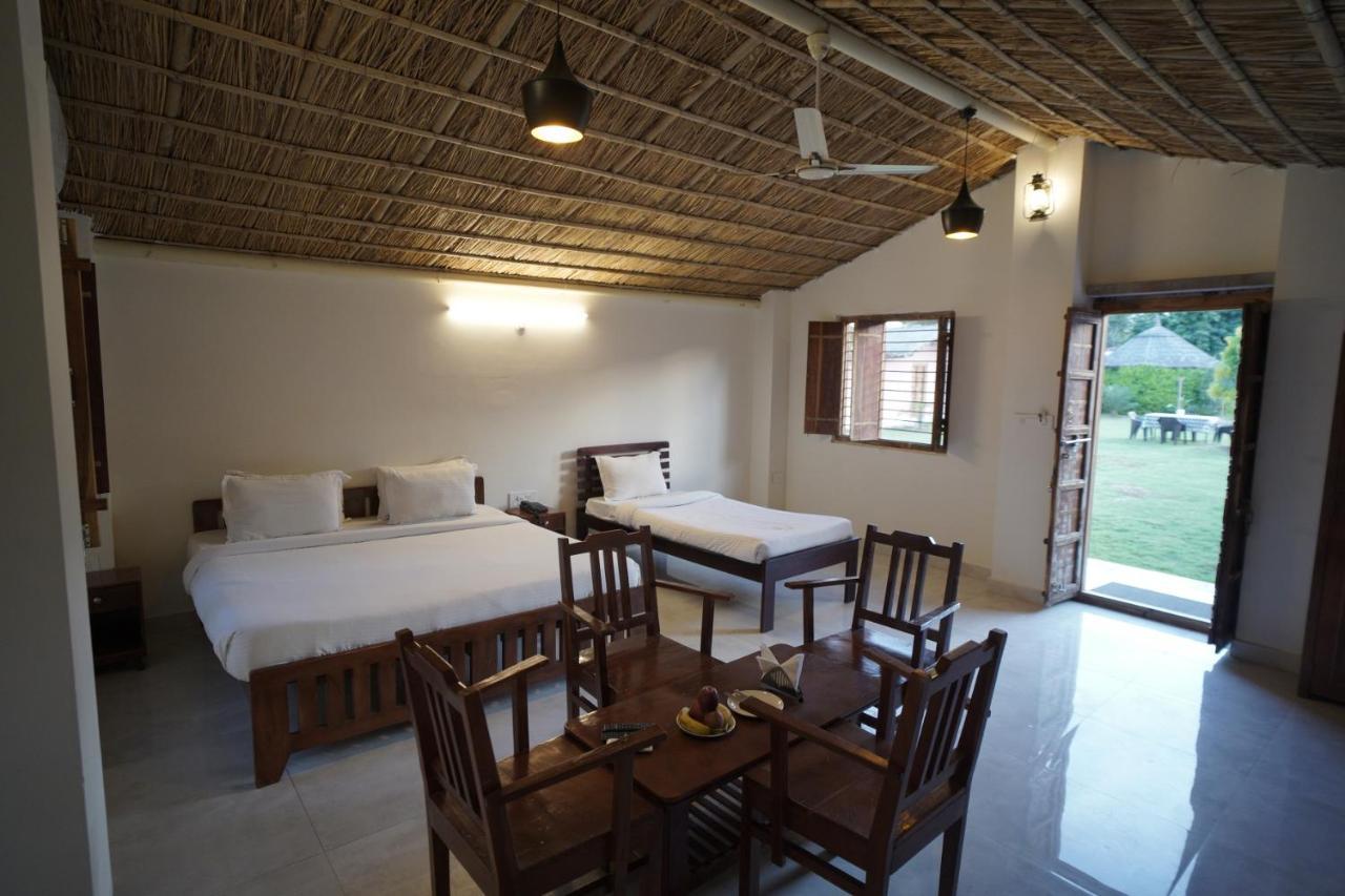 Amar Bagh Resort Pushkar Exteriör bild
